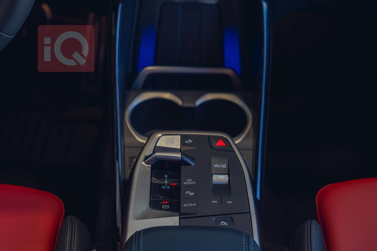 بی ئێم دەبڵیو X1